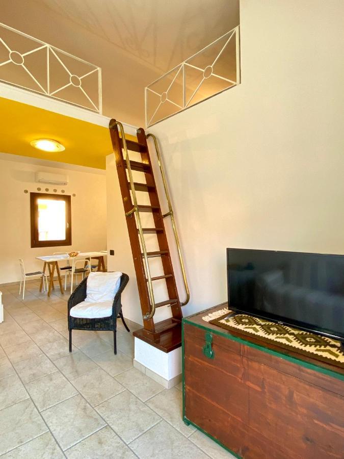 Cala Gavetta Marina Loft Villa La Maddalena  Exterior foto